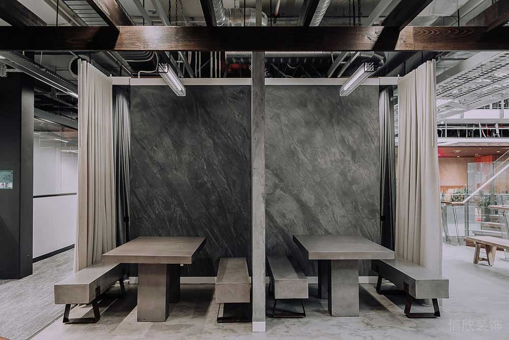 現(xiàn)代工業(yè)風(fēng)辦公空間案例過廊洽談區(qū)設(shè)計裝修圖
