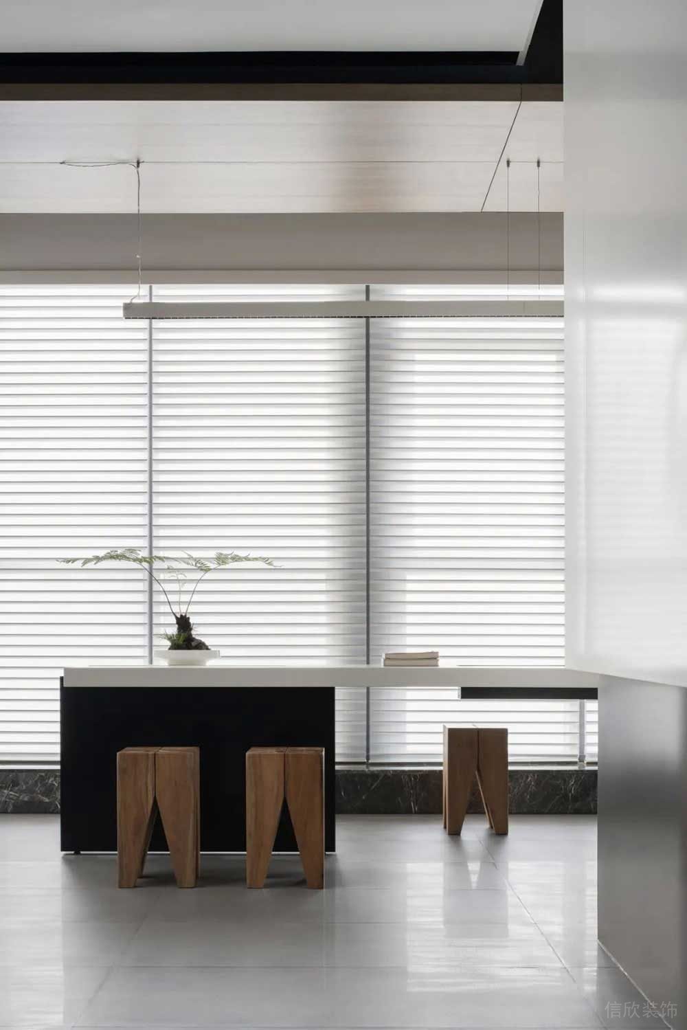 現(xiàn)代簡約風(fēng)辦公場所案例休閑區(qū)設(shè)計裝修圖