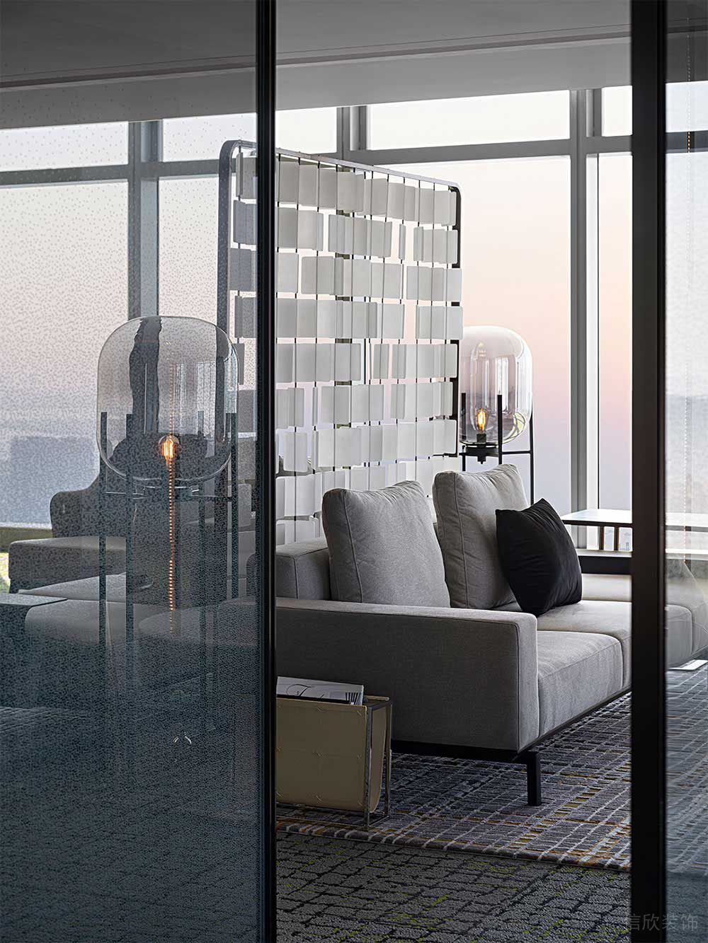 現(xiàn)代簡(jiǎn)約風(fēng)格辦公空間商務(wù)接待室裝修圖