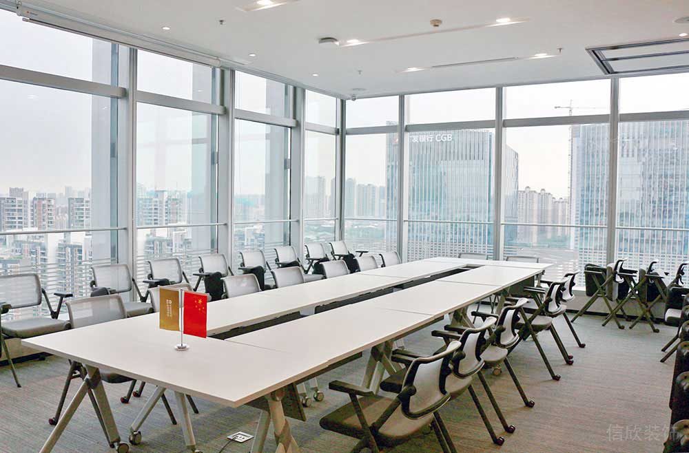 現(xiàn)代簡(jiǎn)約風(fēng)格辦公室項(xiàng)目會(huì)議室裝修圖