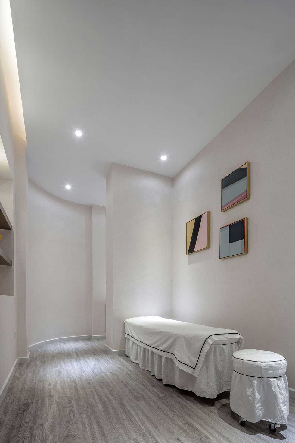 深圳余味美學生活館包廂裝修設(shè)計