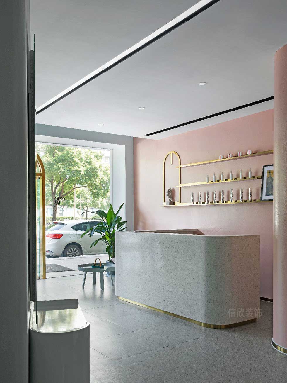深圳羅湖時尚發(fā)型會所裝修大廳實景案例