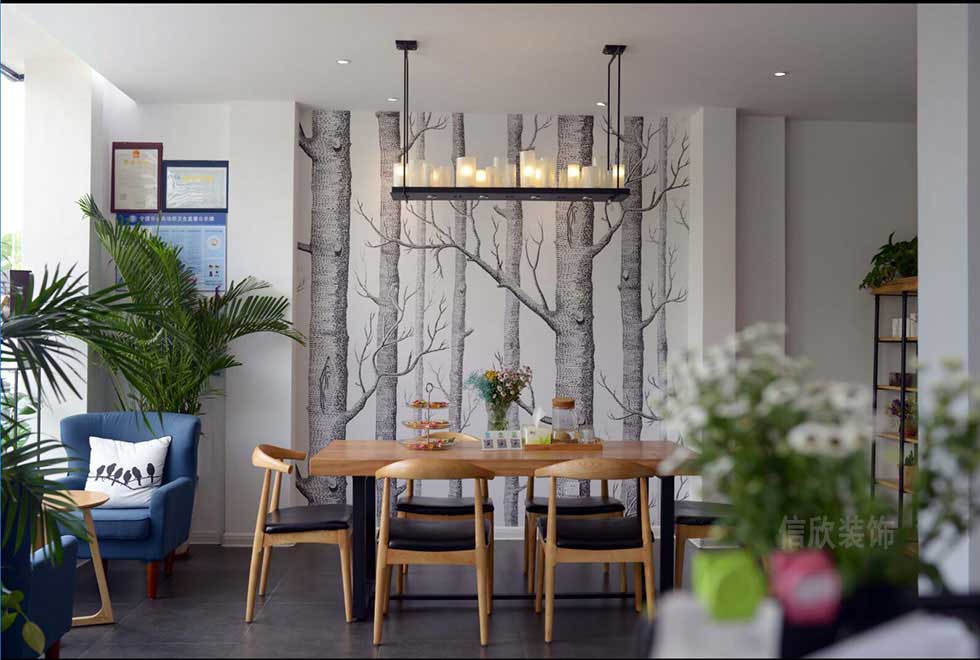 美容店休閑洽談區(qū)黃色實木茶桌椅