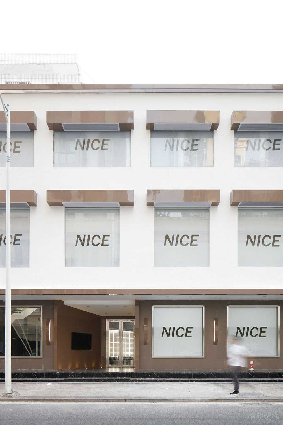 廣東深圳大型美容美發(fā)店外立面裝修設(shè)計(jì)