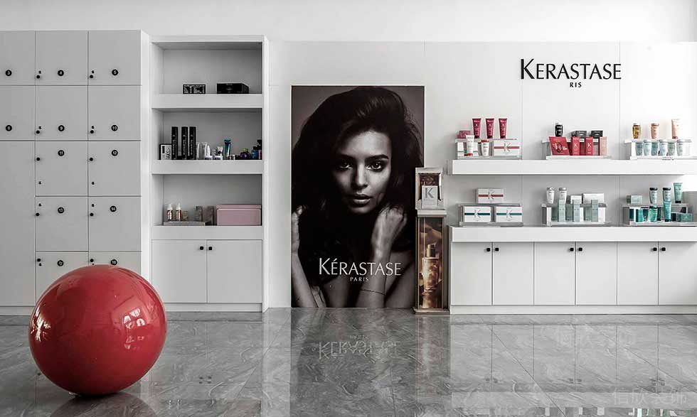 深圳羅湖美發(fā)設(shè)計(jì)工作室沙龍展示柜裝修工程