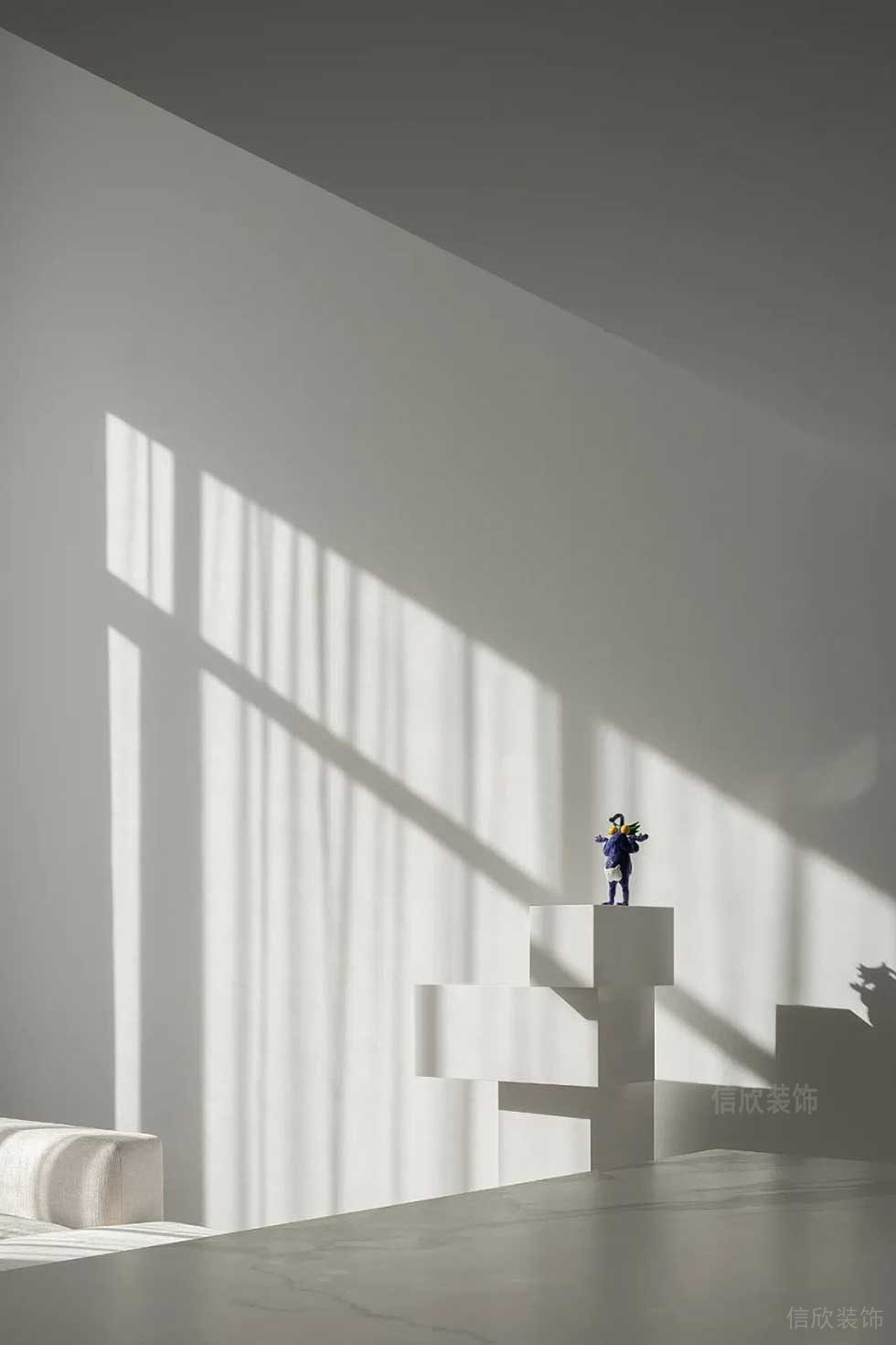 極簡(jiǎn)風(fēng)格辦公室休閑區(qū)藝術(shù)陳設(shè)雕塑效果圖