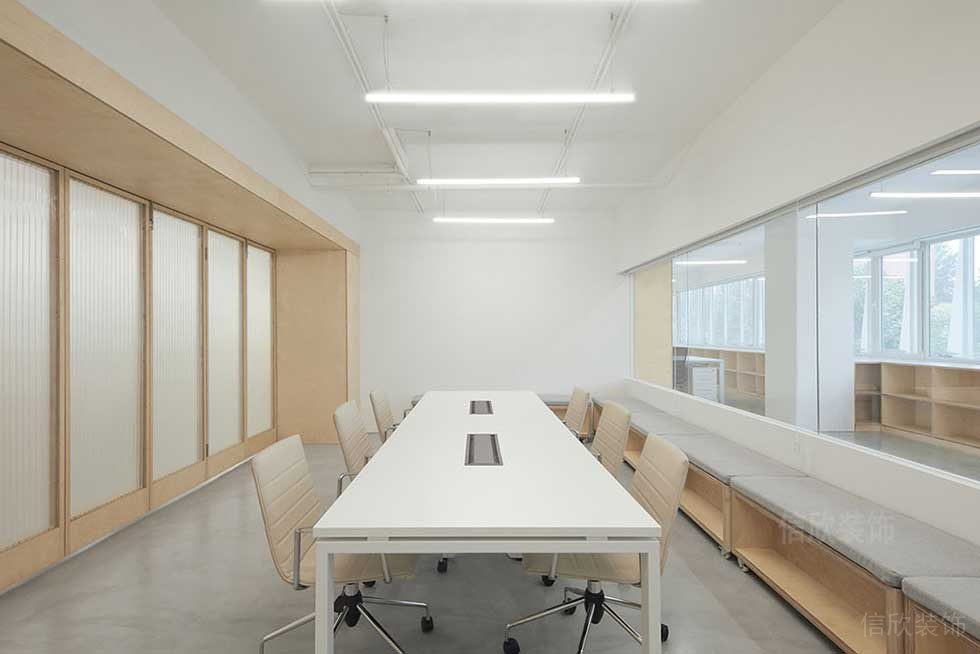 簡約風(fēng)格辦公空間會議室桌椅組合效果圖