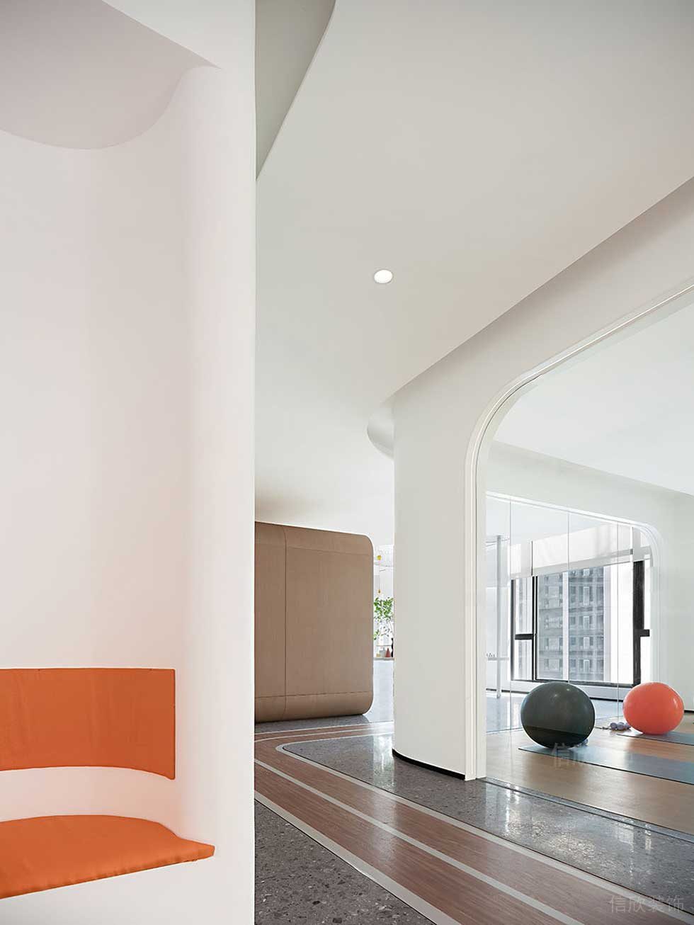 簡約風(fēng)格辦公空間瑜伽健身活動廳裝修圖