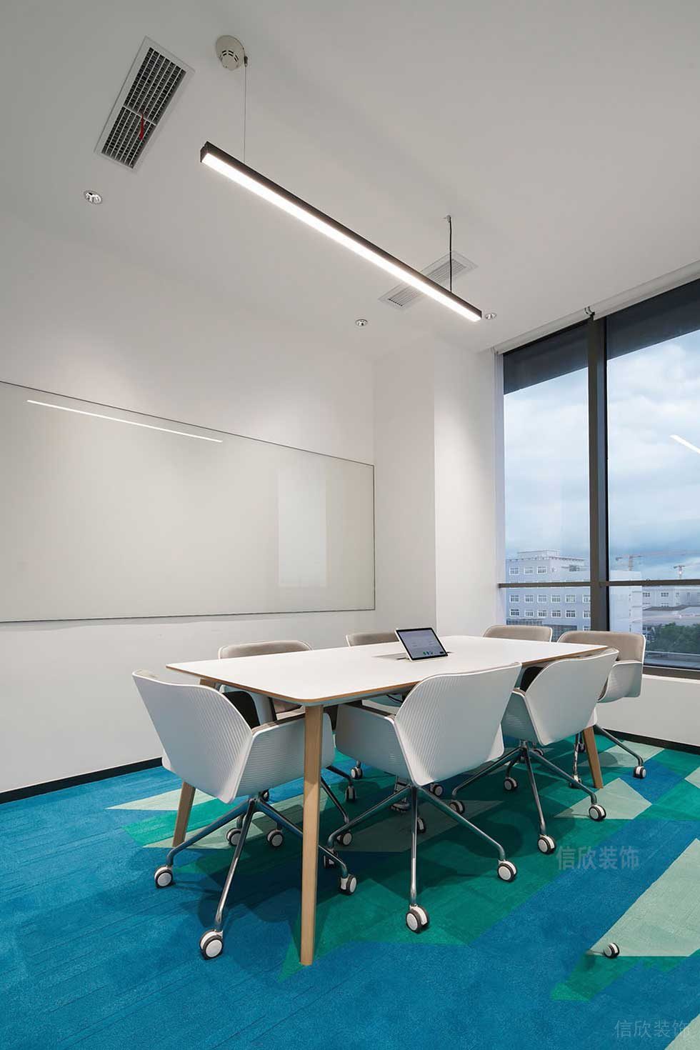 簡(jiǎn)約風(fēng)格辦公空間裝修工程小型會(huì)議室效果圖