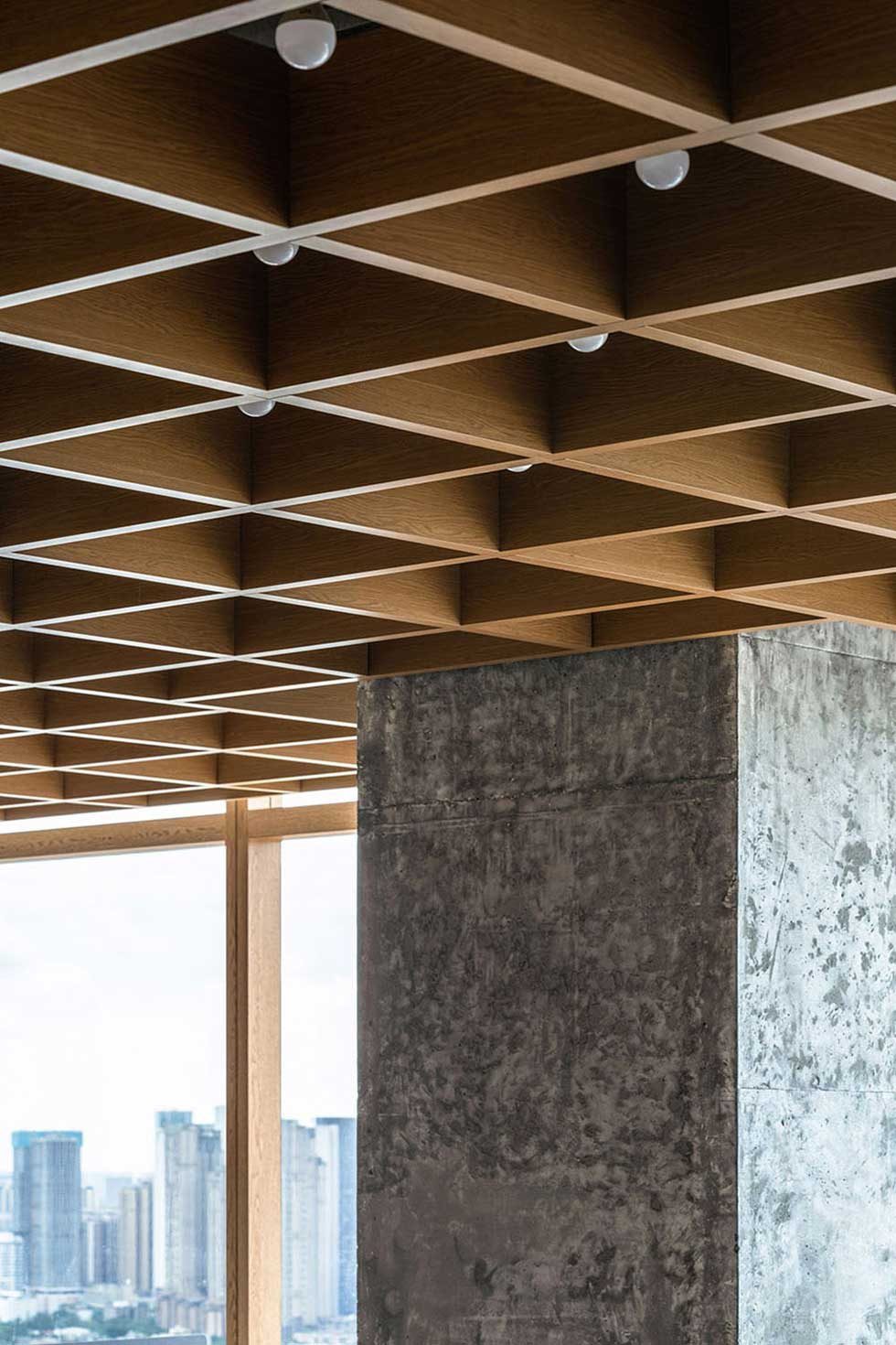 簡約風(fēng)格辦公室矩形木飾面造型天花裝修圖