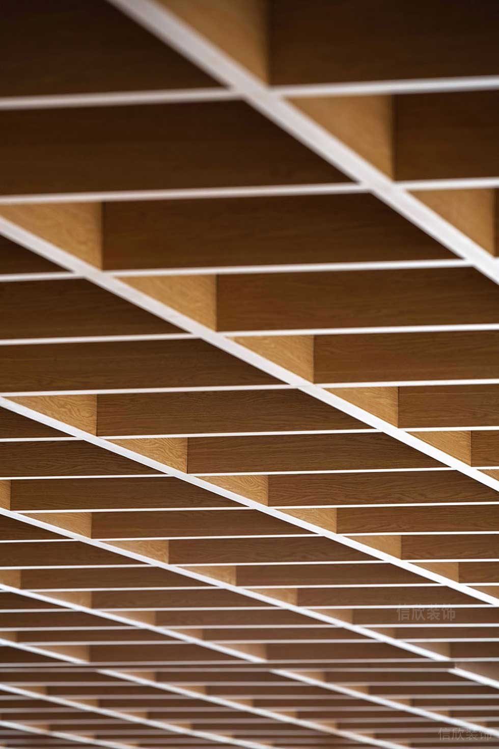 簡約風(fēng)格辦公室休閑廳天花設(shè)計圖