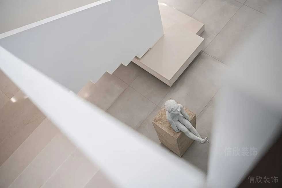 簡約風(fēng)格商務(wù)辦公室樓梯廳裝修圖