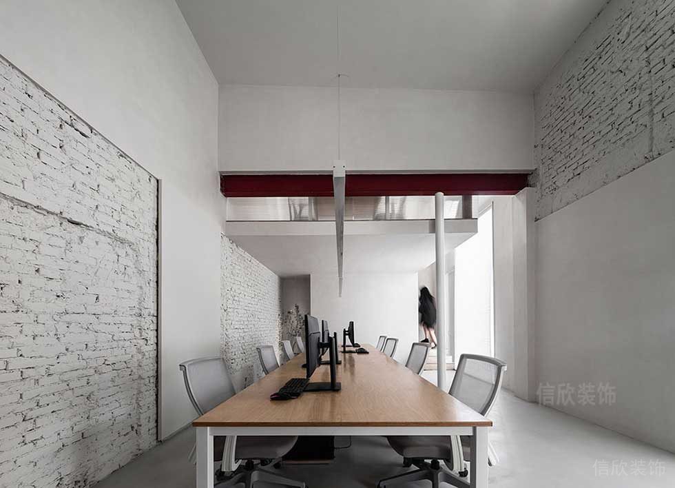 簡約工業(yè)風(fēng)辦公室裝修圖