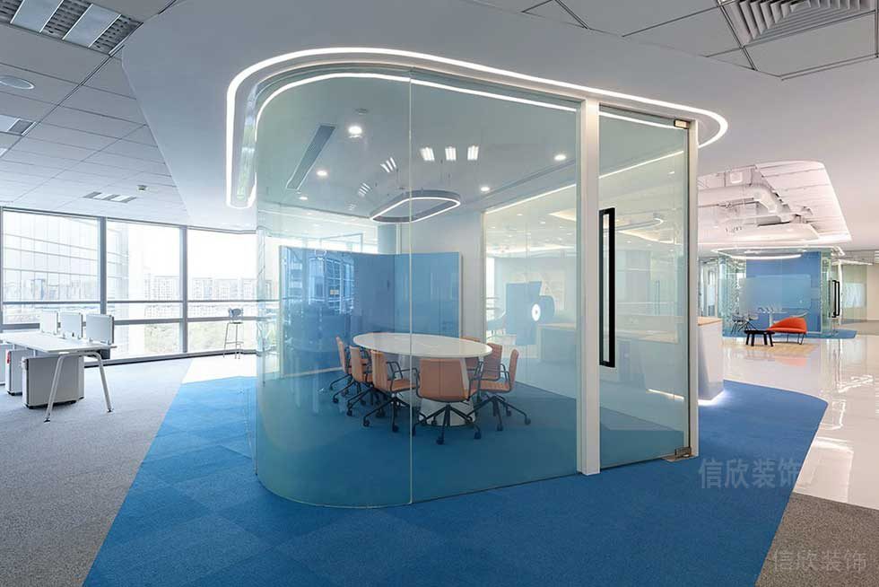 現(xiàn)代風(fēng)格商務(wù)公司玻璃房會(huì)議室效果圖