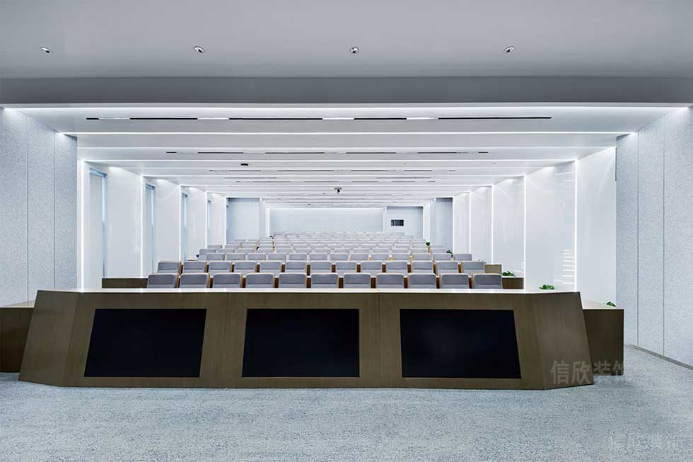 現(xiàn)代簡約風格辦公空間培訓室效果圖