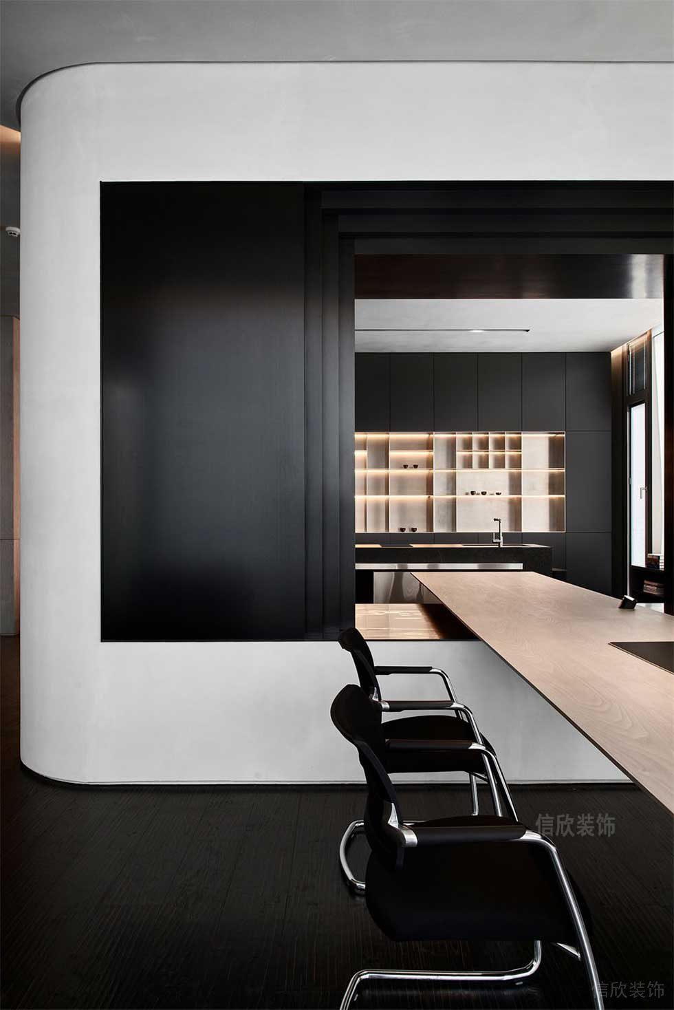 現(xiàn)代簡約風格辦公室案例休閑洽談區(qū)裝修圖