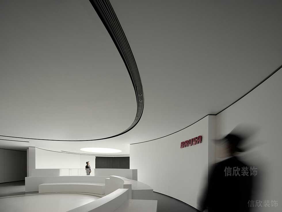 現(xiàn)代簡約風(fēng)格辦公室大堂廊廳裝修圖