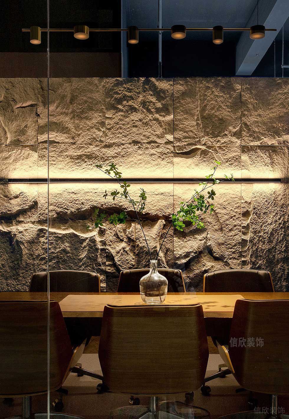 現(xiàn)代簡約風(fēng)格辦公室裝修工程會議室天然石材背景墻裝修圖