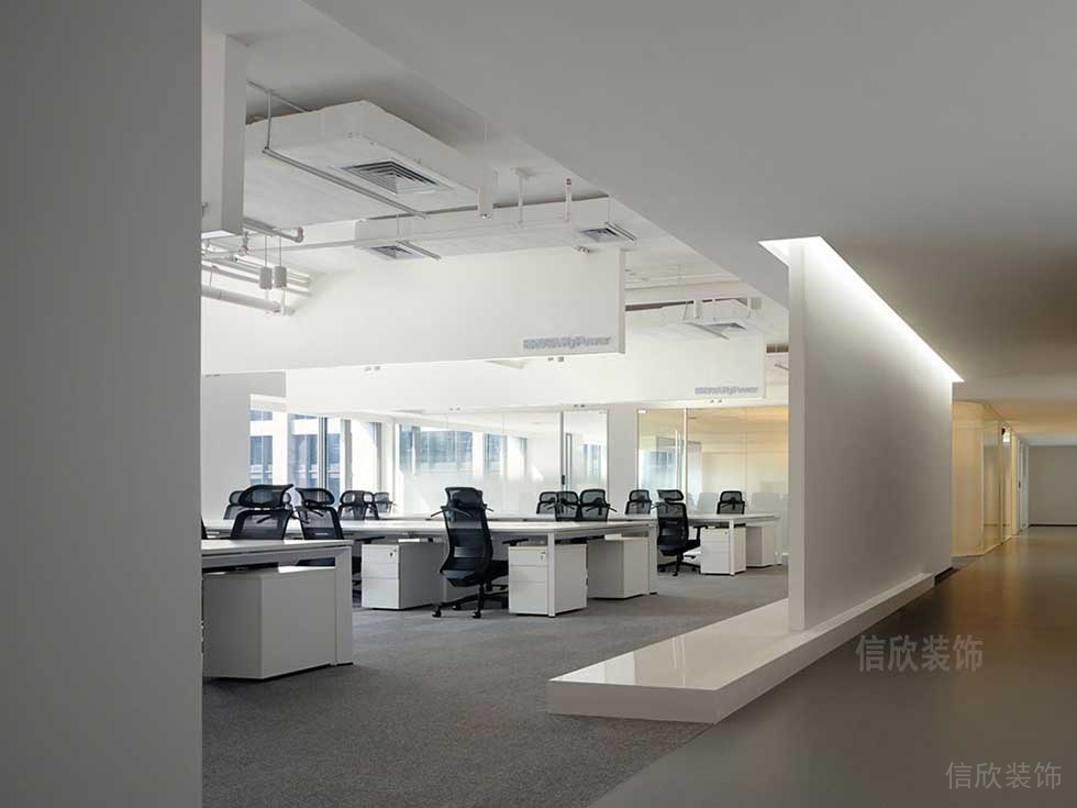 現(xiàn)代簡約風格公司辦公區(qū)過道空間裝修圖