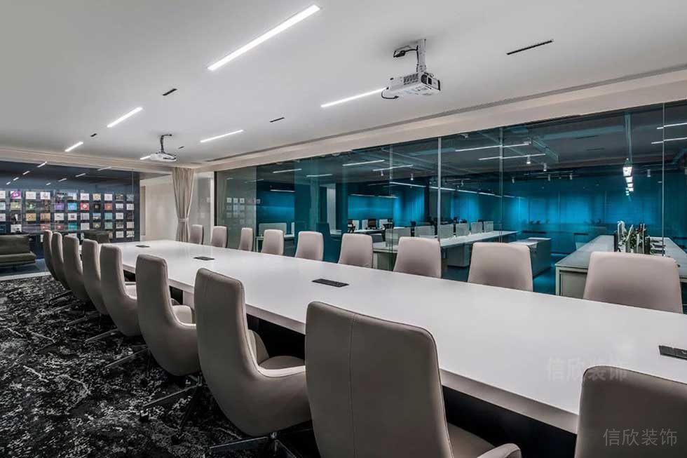 現(xiàn)代簡(jiǎn)約風(fēng)格公司大型會(huì)議室裝修圖