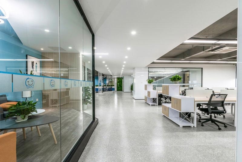 龍崗網(wǎng)絡公司辦公室會過道裝修