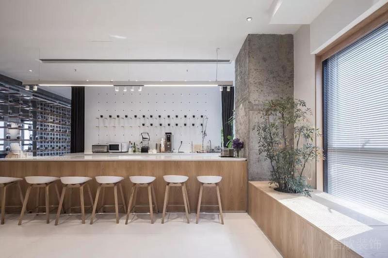 水吧區(qū)實木吧臺吧椅效果圖