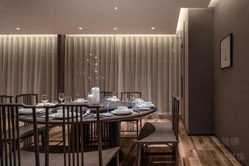 福田餐廳裝修設(shè)計(jì)效果圖經(jīng)典包間