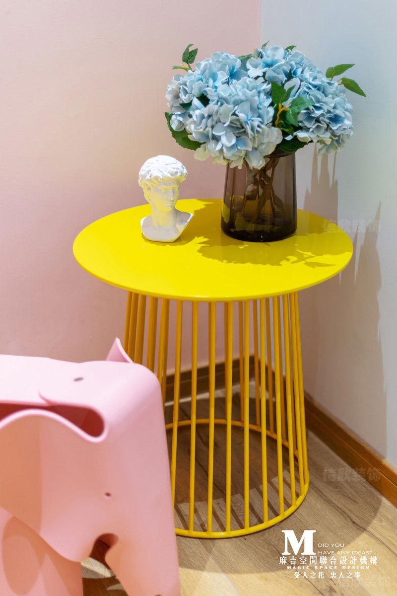 寶安西鄉(xiāng)辦公室裝修一角實(shí)景圖