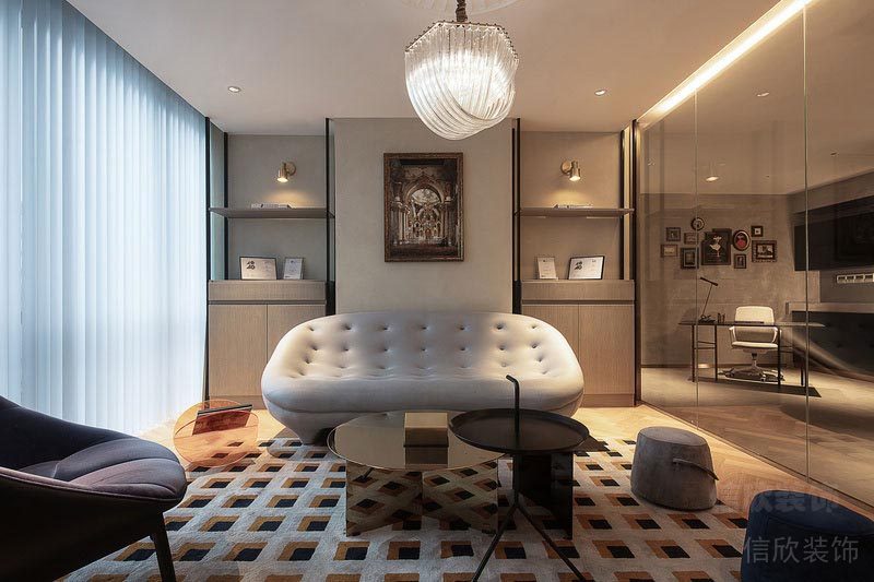 深圳南山現(xiàn)代工業(yè)風(fēng)設(shè)計(jì)公司辦公室裝修軟裝陳設(shè)