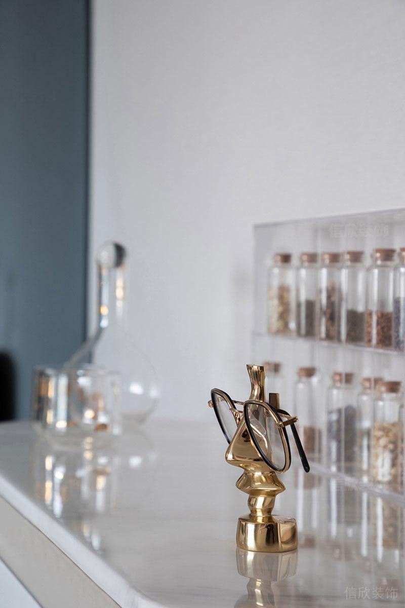 深圳龍華區(qū)民治龍光玖鉆裝飾品