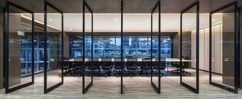 深圳市龍華區(qū)辦公室大會(huì)議室