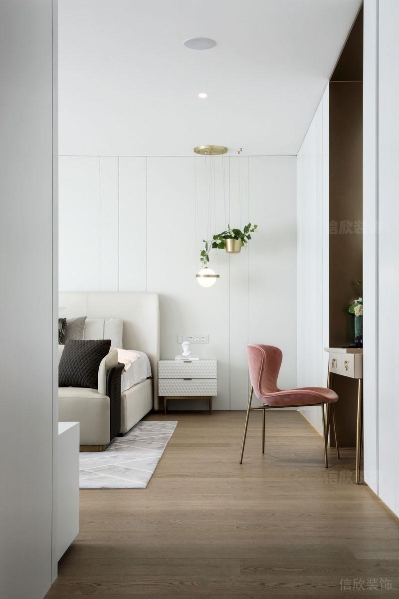 深圳市中山區(qū)南頭海雅繽紛里化妝臺