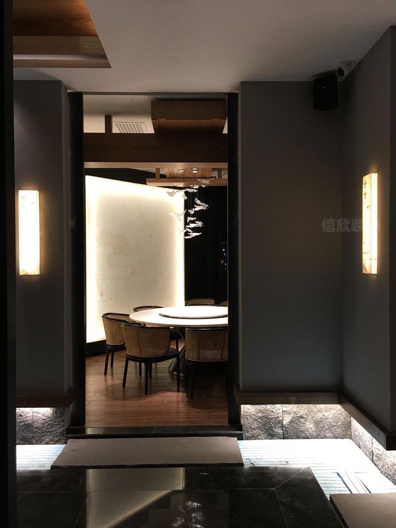 深圳羅湖新中式餐飲會(huì)所裝修設(shè)計(jì)施工燈光效果