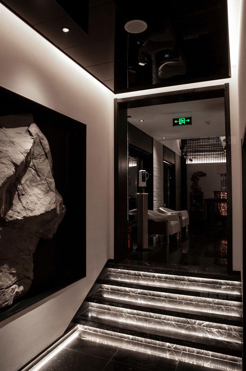 深圳羅湖新中式餐飲會(huì)所裝修設(shè)計(jì)施工臺(tái)階