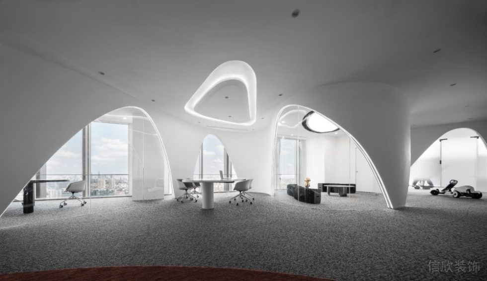 接待區(qū)弧形玻璃門圓弧形天花吊頂設計