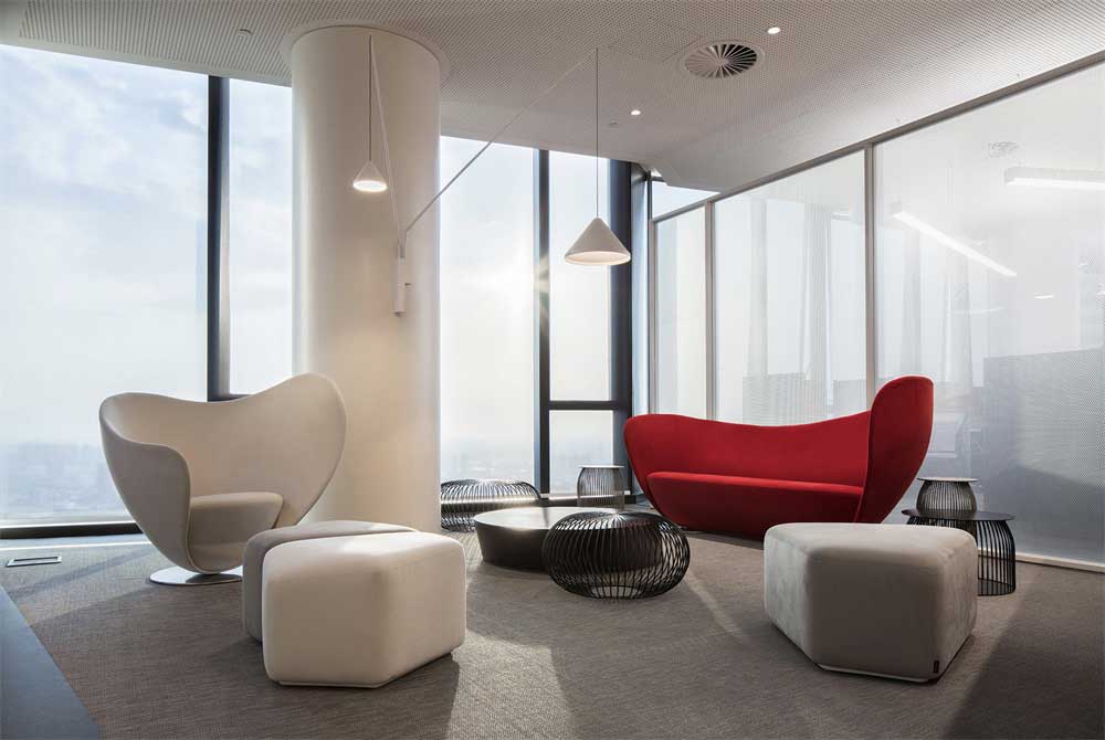 深圳市龍崗邁科集團(tuán)現(xiàn)代風(fēng)格辦公室裝修接待區(qū)