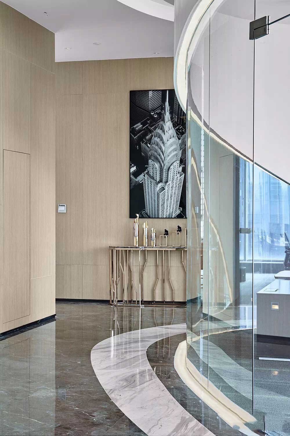 深圳市南山1200平輕奢風(fēng)金融公司辦公室裝修過道 深圳市南山1200平輕奢風(fēng)金融公司辦公室裝修過道