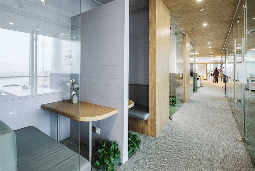 上海至合律師事務所田園風辦公室設計裝修辦公區(qū) 上海至合律師事務所田園風辦公室設計裝修辦公區(qū)