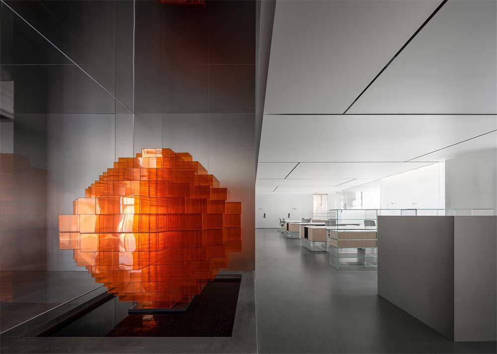 深圳福田800平方現(xiàn)代簡(jiǎn)約風(fēng)格辦公室裝修藝術(shù)裝置