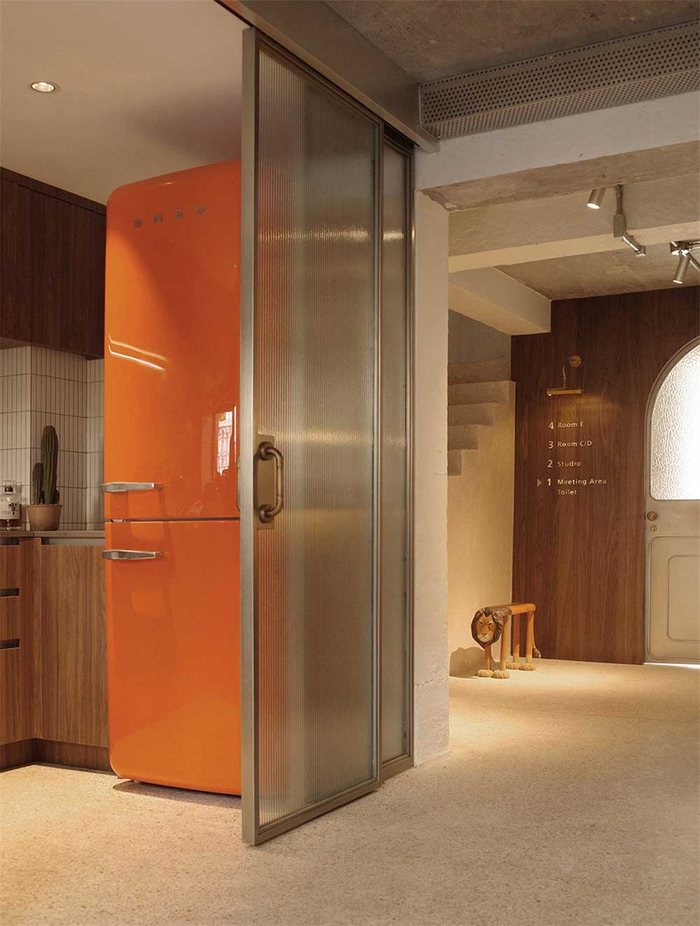 深圳南山區(qū)的古典風(fēng)味辦公工作室設(shè)計裝修——廚房