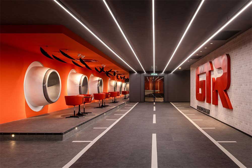 深圳南山區(qū)工業(yè)風(fēng)格機(jī)場(chǎng)主題辦公室設(shè)計(jì)裝修-洽談區(qū)