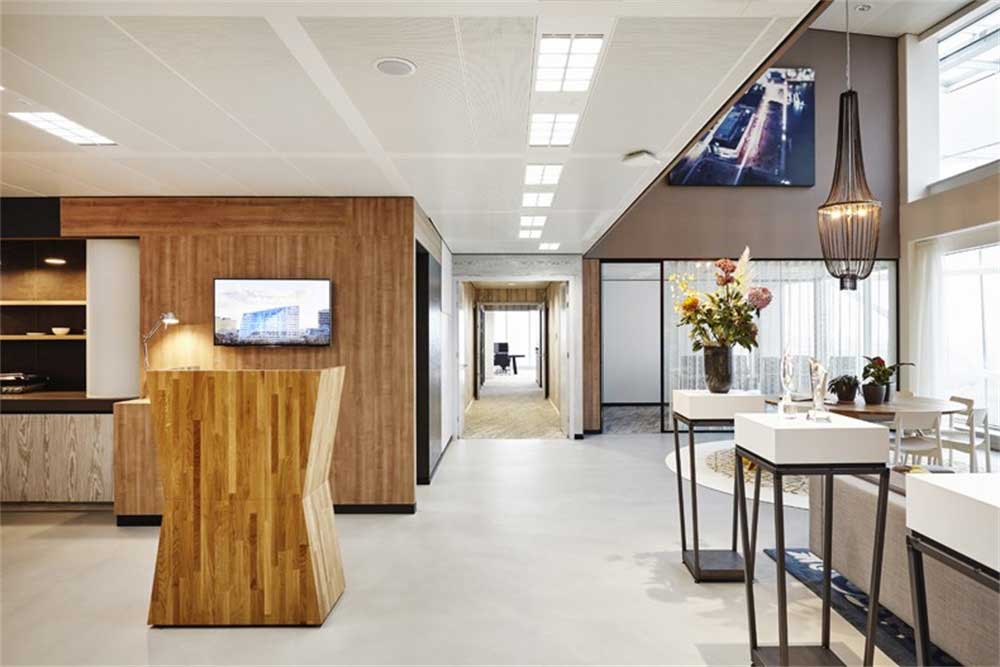 深圳鹽田壹海城簡(jiǎn)約風(fēng)格辦公室裝修設(shè)計(jì)案例過(guò)道