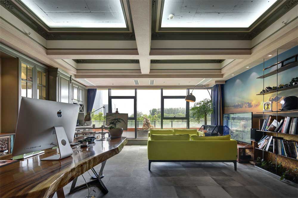 深圳南山香江金融中心工業(yè)風(fēng)辦公室裝修設(shè)計(jì)案例董事長公室地面鋪設(shè)