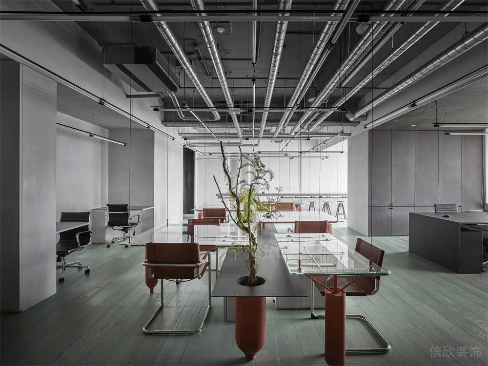深圳市寶安區(qū)工業(yè)風(fēng)辦公室設(shè)計(jì)裝修辦公區(qū)