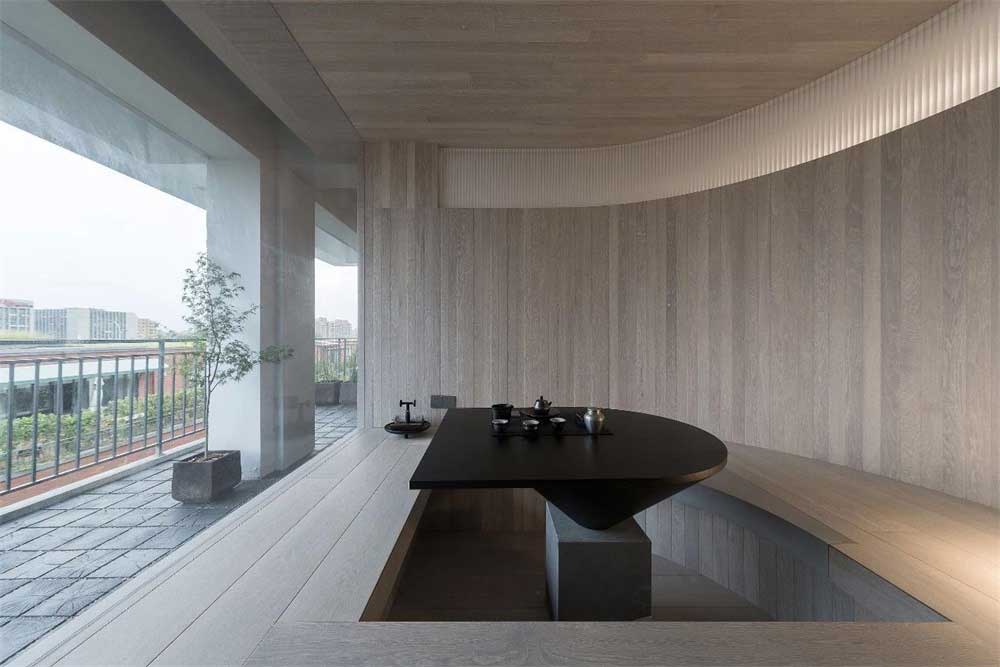 深圳市羅湖1600平原木風(fēng)辦公室裝修設(shè)計(jì)洽談區(qū)