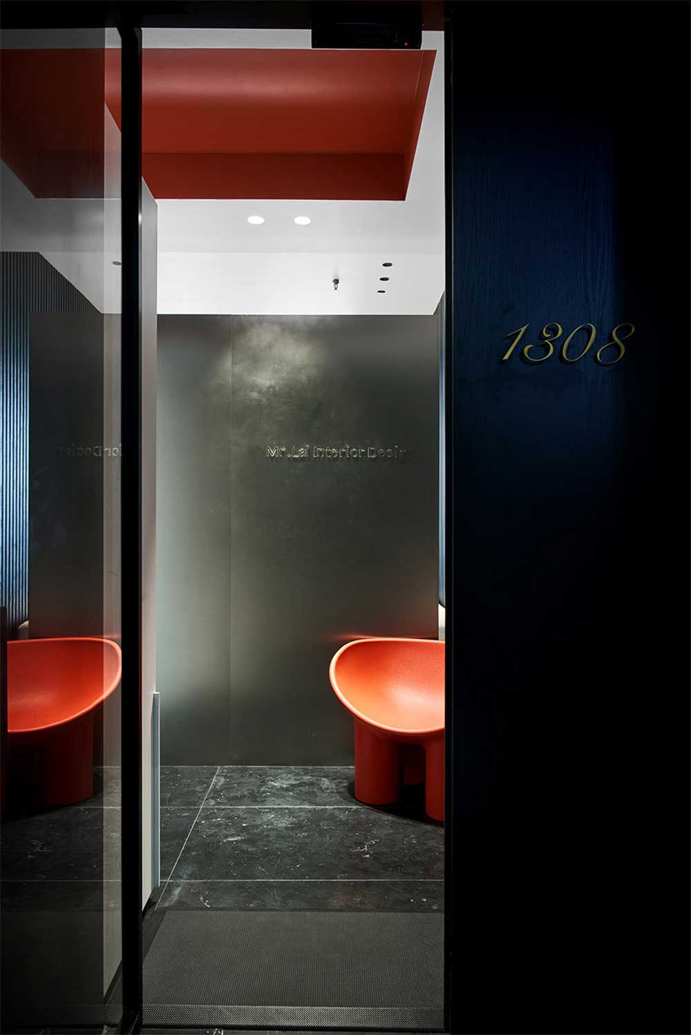 現(xiàn)代家庭公寓式辦公室裝修設(shè)計玄關(guān)區(qū) 現(xiàn)代家庭公寓式辦公室裝修設(shè)計玄關(guān)區(qū)