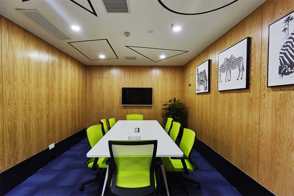 深圳市羅湖800平現(xiàn)代風(fēng)辦公室裝修會(huì)議室 深圳市羅湖800平現(xiàn)代風(fēng)辦公室裝修會(huì)議室