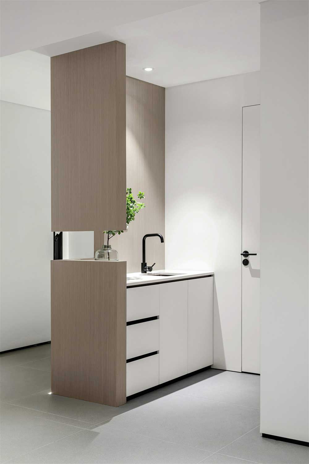 深圳市南山現(xiàn)代簡(jiǎn)約辦公室洗手臺(tái)設(shè)計(jì)裝修