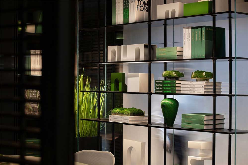 深圳龍崗500平方工業(yè)風(fēng)辦公室裝修裝飾展示置物架