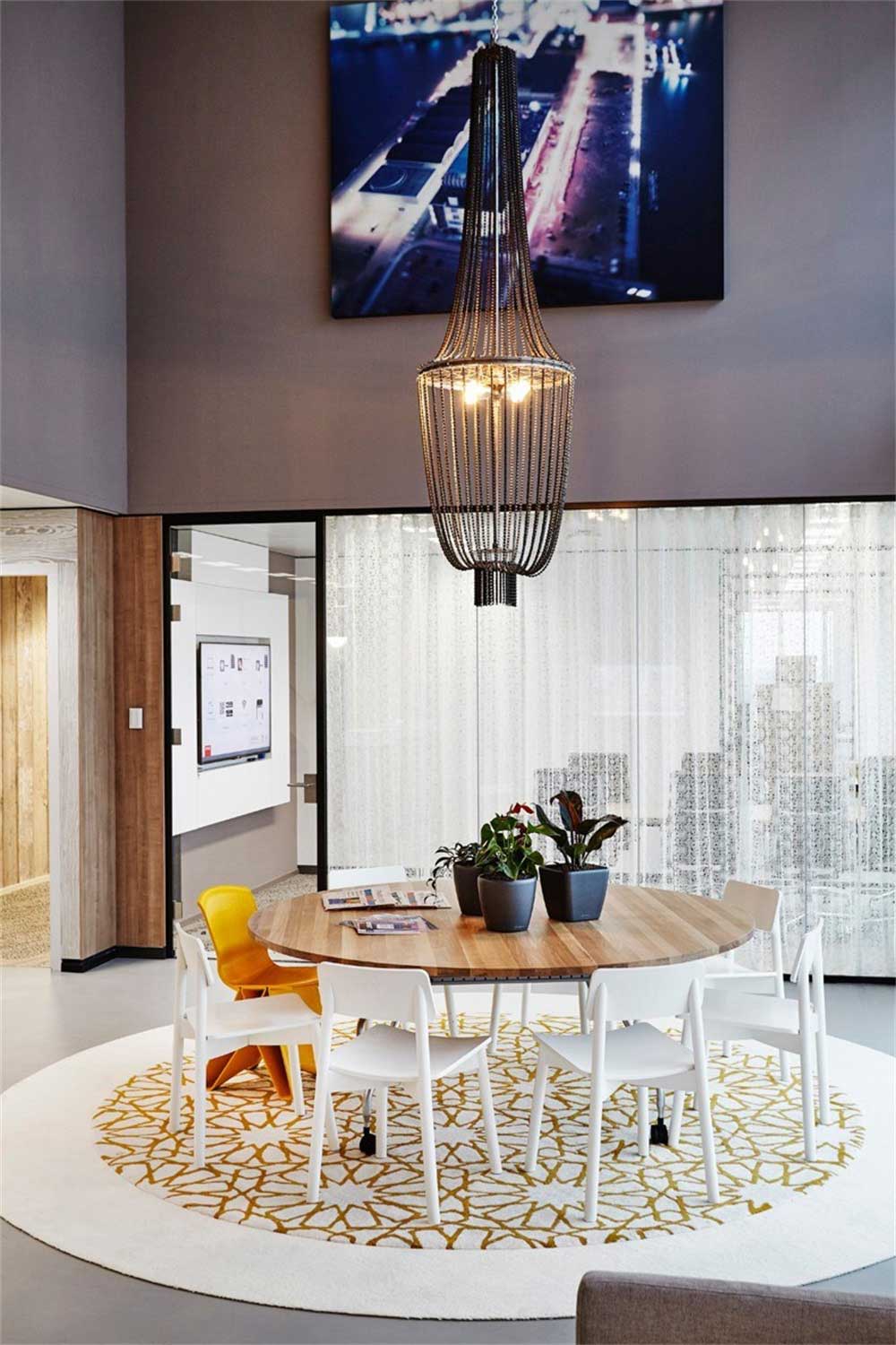 深圳鹽田壹海城簡約風格辦公室裝修設計案例員工用餐區(qū)